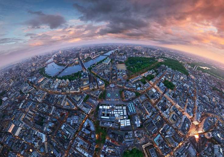 A fish-eye view of London's Trafalgar Square